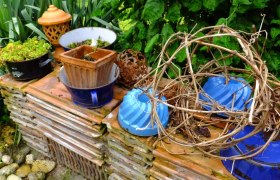 Liebevolle Dekorationen im Schaugarten Towanda, © "Natur im Garten" Schaugärten